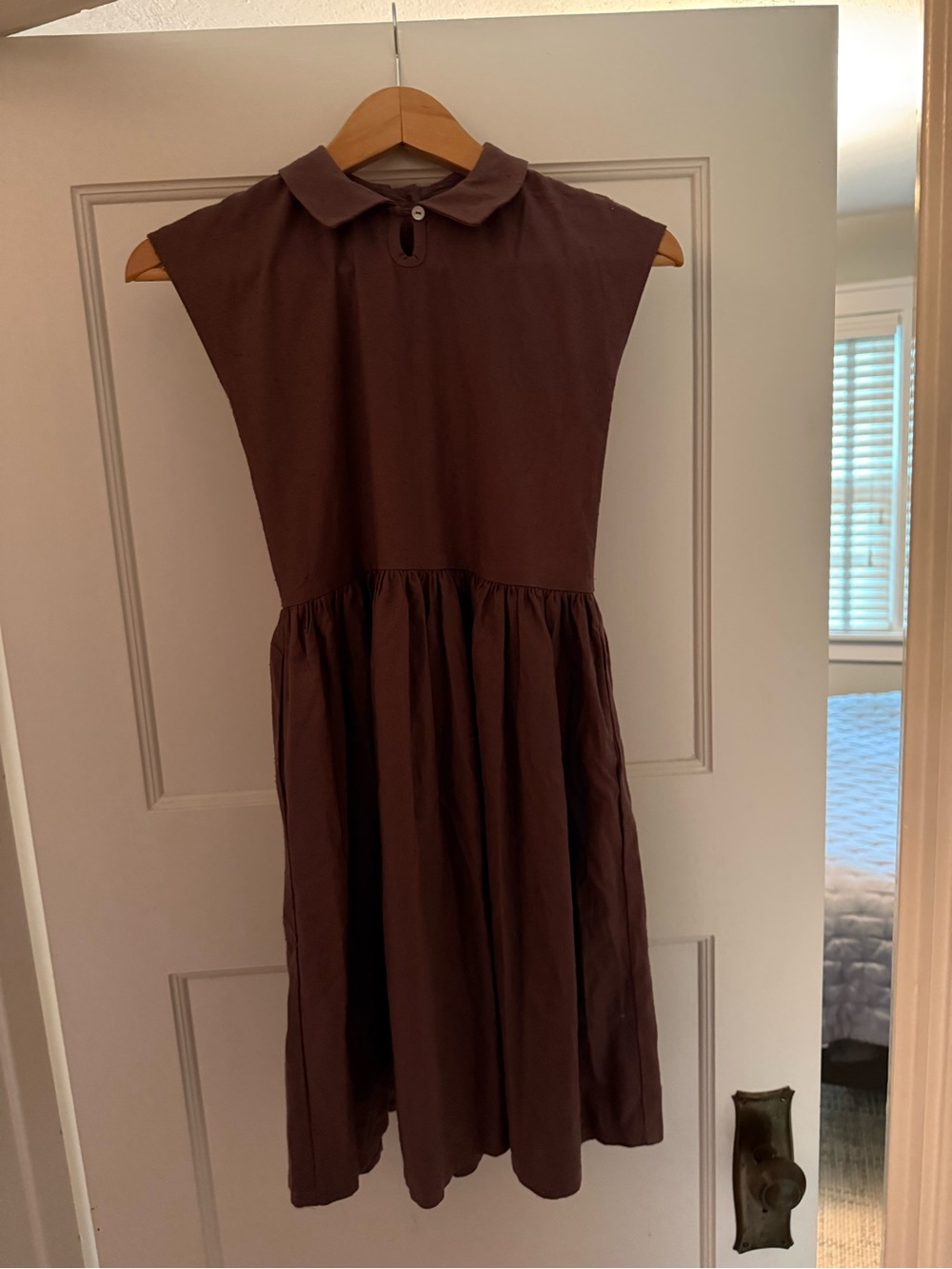 100% silk girls collared dress with shell buttons NWT Iver and Isles Plum